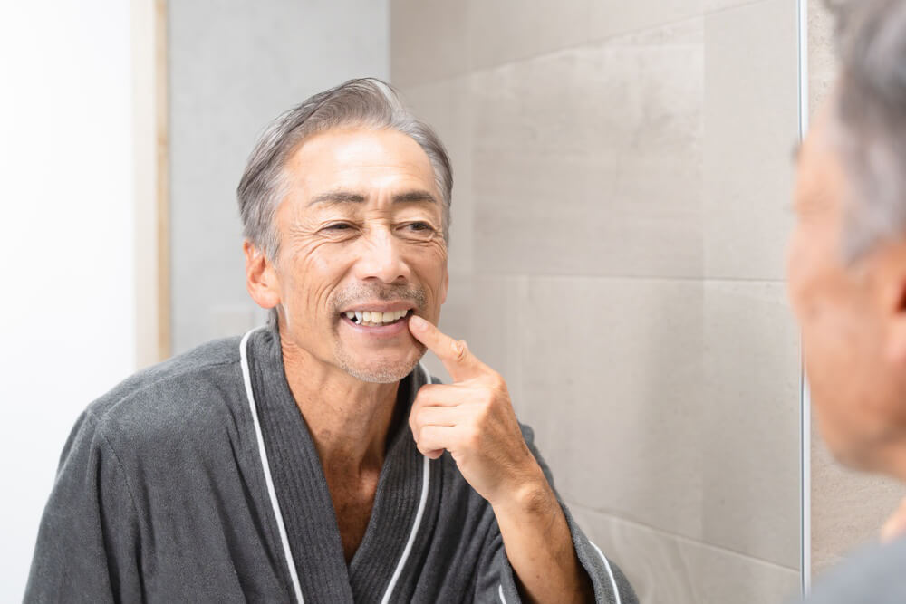 Dental Care for Seniors: Maintaining Healthy Smiles in Later Life